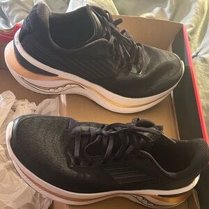 Saucony Women's Endorphin Shift 3